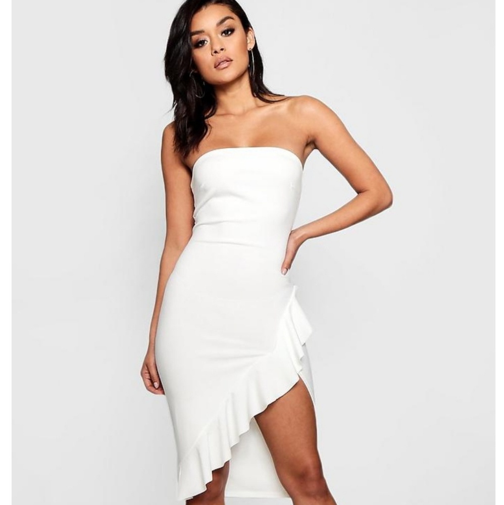 ❌SOLD❌ White ruffle dress with split